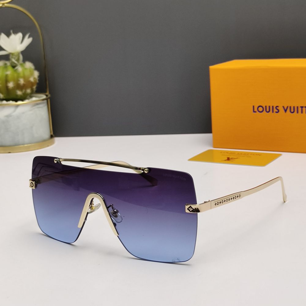 LV Versatile Square Shape Sunglasses 